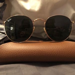 Round Ray-Ban